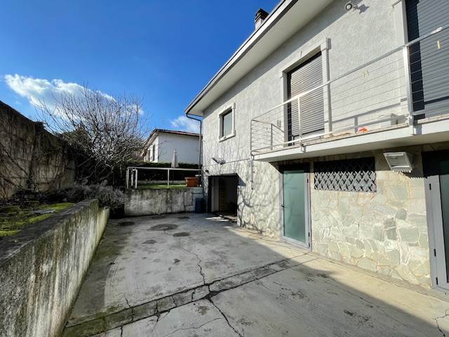 Photo 41